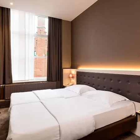 Navarra Hotel 4*