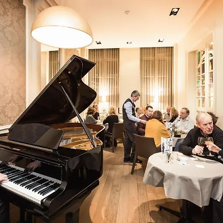 Hotel Navarra 4*