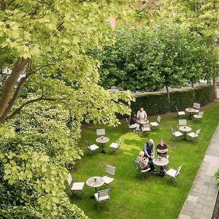 Hotel Navarra 4*