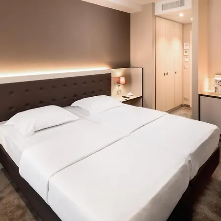 Navarra 4* Bruges